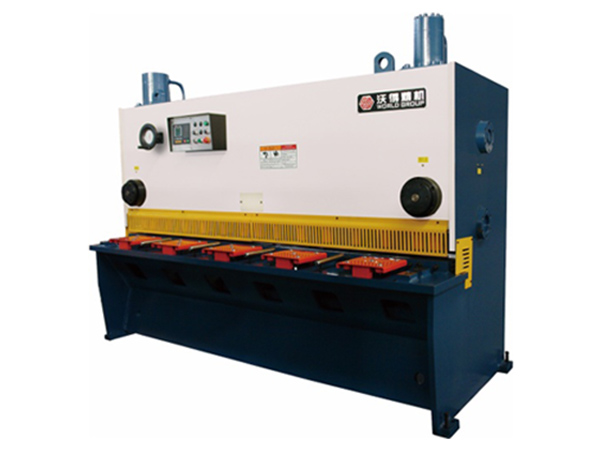 QC11Y系列液壓閘式剪板機(jī)